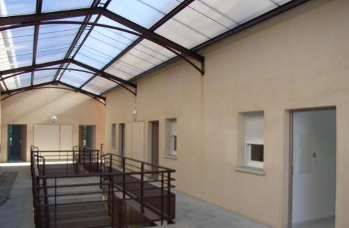 Salon-de-Provence Apartment | Appart Hotel Acadien