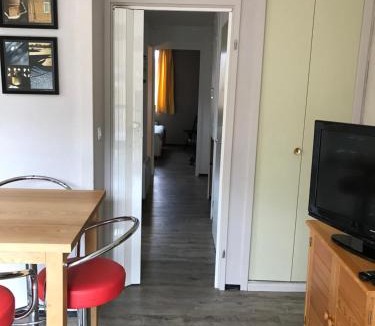 Gouaux-de-Larboust Apartment | Appart Station de ski Peyragudes versant Les Agudes - 6 pers