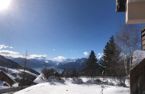 Montgellafrey Apartment | Appartement avec terrasse magnifique vue montagne