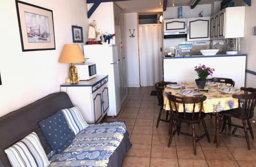 Le Barcares Apartment | Appartement 3 Pièces+Cabine avec Piscine et Parking, 6 couchages, Port Barcarès - FR-1-81-277