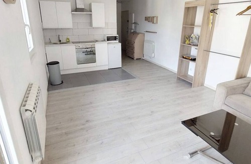 Villepinte Apartment | Appartement 32m2 a Proximité du Parc des Expositions de Villepinte/ Aéroport CDG