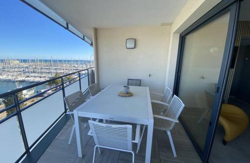 Le Port Apartment | Appartement 4 étoiles avec wifi et parking, à deux pas de la plage - FR-1-696-128