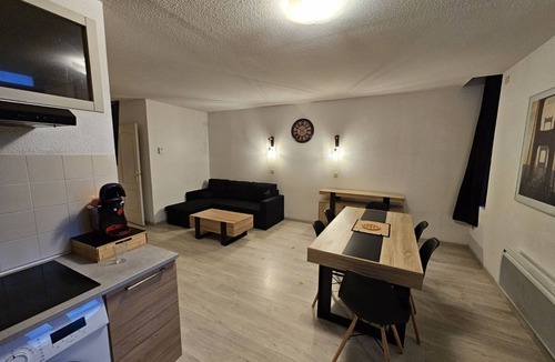 Allevard Apartment | Appartement a Côté des Thermes