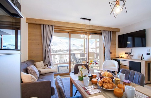Bergers Condo | Appartement agréable, départ/retour ski aux pieds