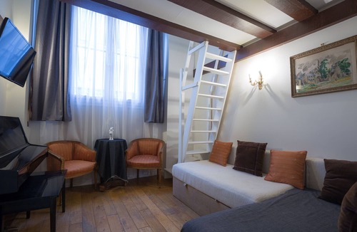 Montmartre Apartment | Appartement AU Pied DU Sacre Coeur