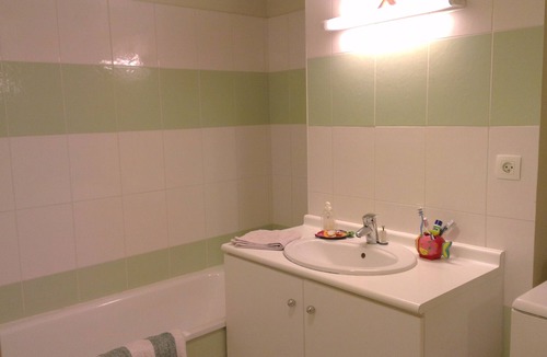 Lahonce Apartment | Appartement Avec Jardin Privée à L'orée du Bois