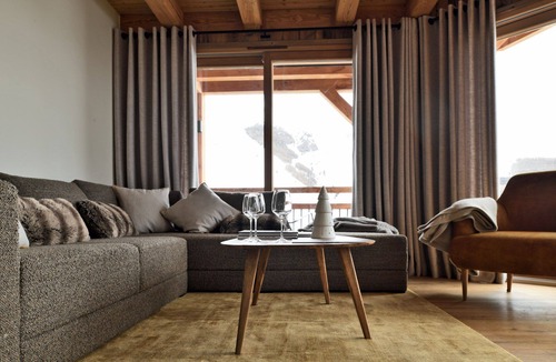 Mont-de-Lans Condo | Appartement-chalet + sauna, couloir de nage & vue