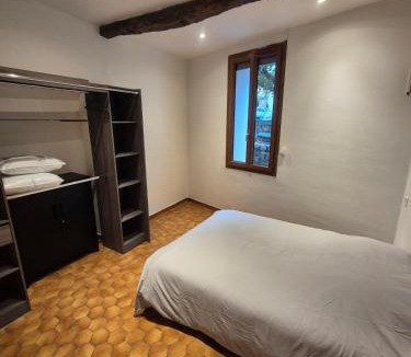 Draguignan Apartment | Appartement chaleureux au charme ancien au calme