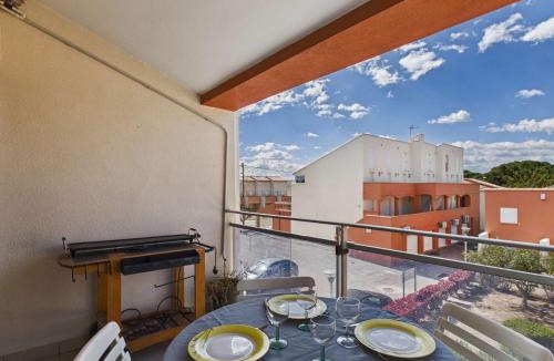 Le Grau-dʼAgde Apartment | Appartement climatisé 2 pièces à 160m de la plage avec terrasse, parking privé et proche commerces - FR-1-423-240