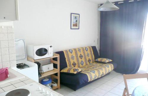 Sainte-Marie-la-Mer Apartment | Appartement cosy avec vue sur la mer à Sainte-Marie - 30 m²