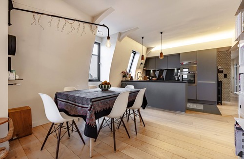 Quartier de la Plaine-de-Monceaux Apartment | Appartement de Luxe à Proximité du Parc Monceau