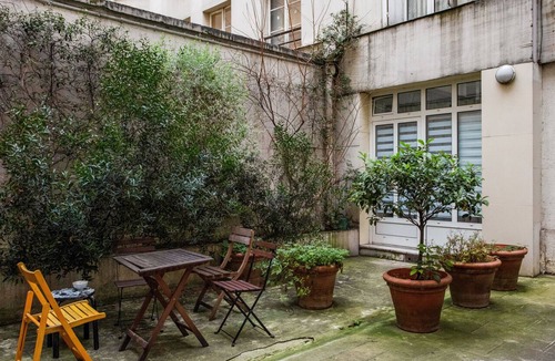 Quartier du Faubourg-Montmartre Apartment | Appartement des Bergères - Welkeys