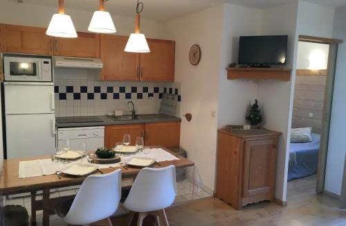 Bagneres-de-Luchon Apartment | Appartement familial vue montagne, Thermes, Ski et Randonnées à Luchon