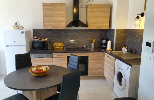 Plan-de-la-Tour Apartment | APPARTEMENT L'ECRIN VERT