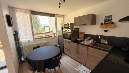 Egat Apartment | Appartement lumineux, terrasse, lisière de forêt