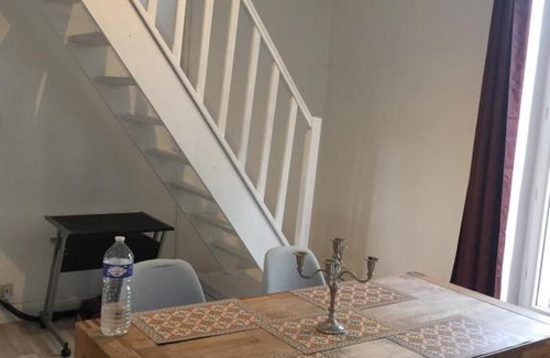 Aurillac Apartment | appartement Marie Maurel Duplex et sa pizza offerte