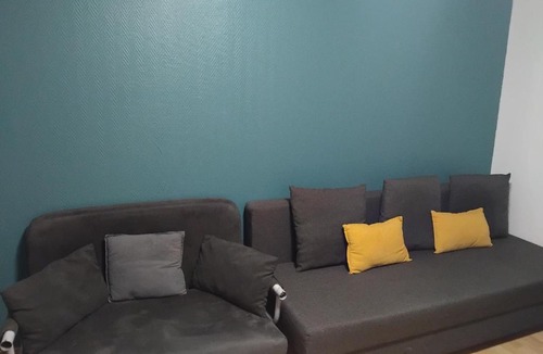 Saint-Marc Apartment | Appartement pres du centre et de la gare avec salon et chambre avec internet - Entrée autonome