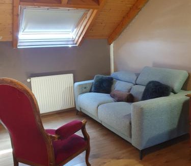 Thonon-les-Bains Apartment | Appartement proche du lac ,piscine ouverte de mars a octobre