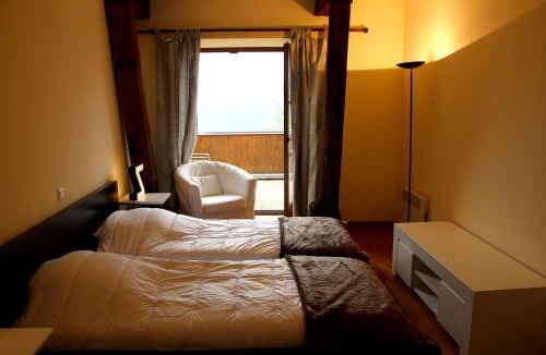 Espalion Apartment | Appartement spacieux avec vue sur les montagnes à Espalion