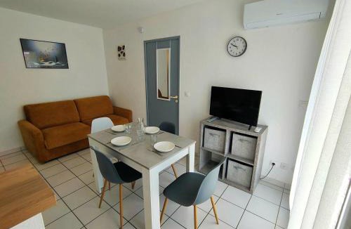 Les Arenes Apartment | Appartement T2 parking climatisation, lumineux et moderne - 4VOIL245 -