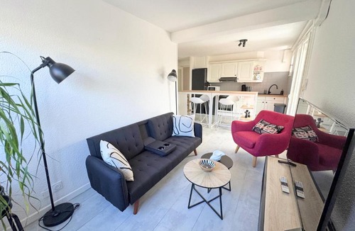 Canet-en-Roussillon Apartment | Appartement T2 avec grand jardin, parking et garage, a deux pas de la plage