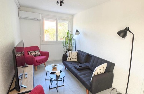 Canet-en-Roussillon Apartment | Appartement T2 avec grand jardin, parking et garage, a deux pas de la plage