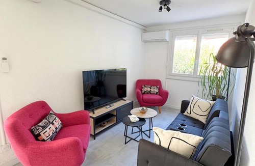 Canet-en-Roussillon Apartment | Appartement T2 avec grand jardin, parking et garage, a deux pas de la plage
