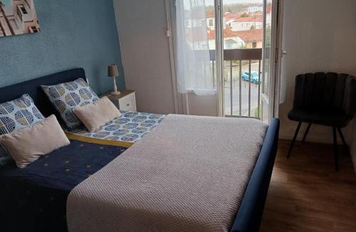 Bas-Vernet Apartment | APPARTEMENT T2,1chambre,balcon,parking,10 minutes plage,linge fournis