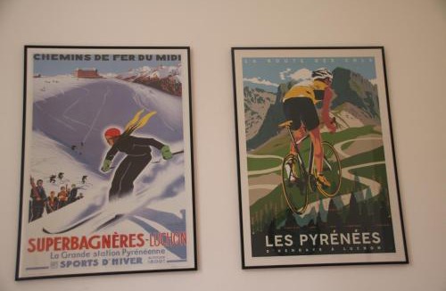 Bagneres-de-Luchon Apartment | Appartement T4 - Centre de Luchon - 6 pers - Ski - Randonnée - Cure