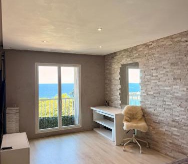 Cap d'Ail Apartment | Appartement vue mer aux portes de Monaco