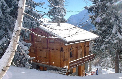 La Rosiere Apartment | Appartment in Chalet, next to ski lift