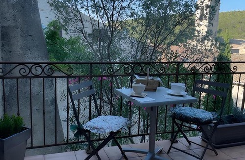 Lagorce Apartment | Appt au coeur d'un village medieval