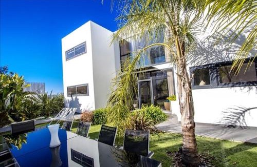 Olivella Villa | Architect modern design villa in Sitges Hills