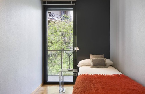 Sant Gervasi Apartment | arpartamento 3 rooms 6 people with private terrace in Sarrià - Free WiFi