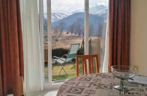 Garin House | Arriehouat - Garin - Gîte