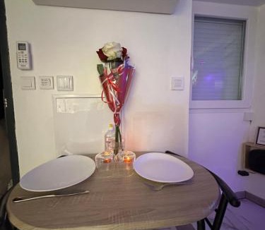 Centre Ville d'Ales Apartment | Asdreamslove