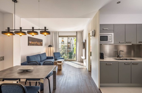 Gothic Quarter Apartment | Aspasios Catedral Apartments