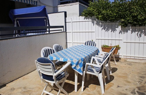 Torredembarra Apartment | AT018 TORREMUNTS: Equipped apartment, with pool and wifi, 250m from the beach