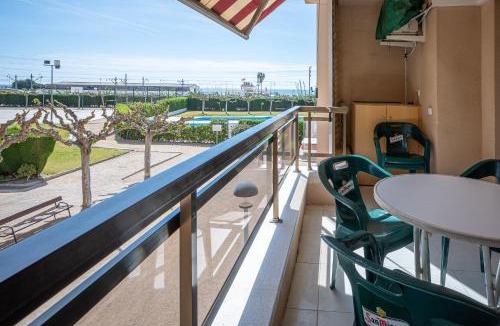 Torredembarra Apartment | AT058 Comunidad con 2 piscinas, a 5 min a pie de la playa