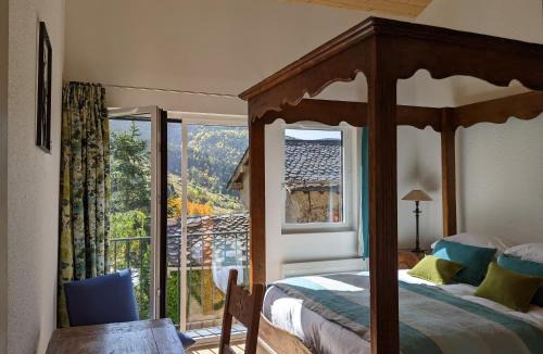 Llo House | Atalaya - Maître de Cabestany - Gîte avec piscine pour 8 personnes - 3 chambres en suite