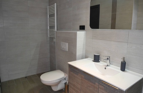 Mont-de-Lans Apartment | Attractive 53m² apartment, located opposite the ESF champamé meeting point.