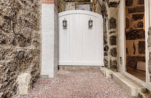 Le Puy-en-Velay House | Atypical house - In the heart of the historic center