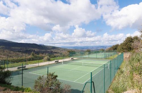 La Rouviere House | Au Domaine Du Golf YourHostHelper