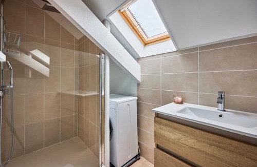 Courseulles-sur-Mer Apartment | Au Jardin de Mel - Appt à moins d'1 km de la plage