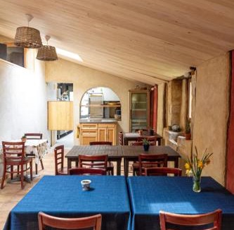 Ceilhes-et-Rocozels Hotel | Auberge de Lascours
