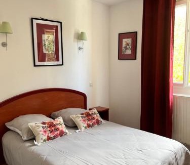 Barret-sur-Meouge Hotel | Auberge de la meouge