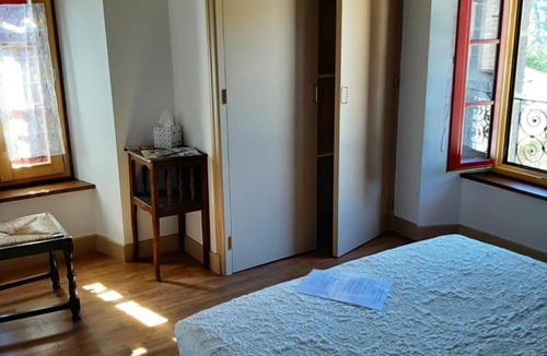 Saint-Chamant Hostel | Auberge des Volcans