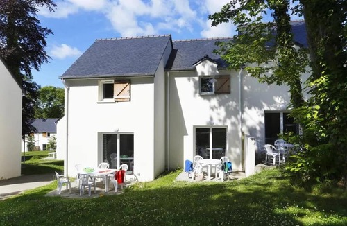 Audierne House | Audierne Duplex Cottage for 6