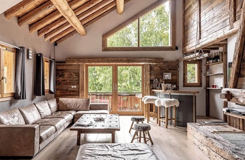 Valloire Apartment | Aurea, an exceptional 5-star rated apartment, ideal for a stay marked by comfort and refinement.