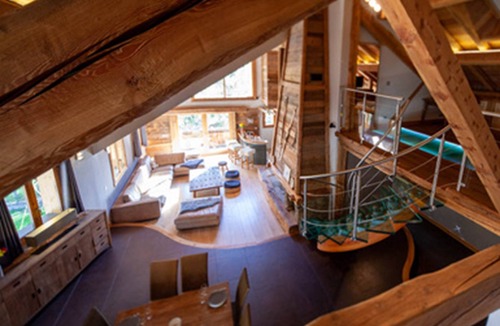 Valloire Apartment | Aurea, an exceptional 5-star rated apartment, ideal for a stay marked by comfort and refinement.